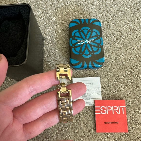 ESPRIT Gold Watch - Picture 9 of 9